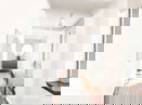 nyrebny2/e694db349cdbdccfbc77439e70171e27.jpg?width=131&height=105&format3=webp