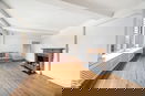 nyrebny2/e7152b7ef16060f34f1bb2db7167019b.jpg?width=131&height=105&format3=webp