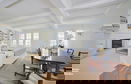 nyrebny2/ff36ad15bfaef69b1a713605d796c9dd.jpg?width=131&height=105&format3=webp