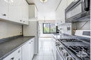 nyrebny2/ff5a2b546a43e5b62024358129d97b89.jpg?width=131&height=105&format3=webp